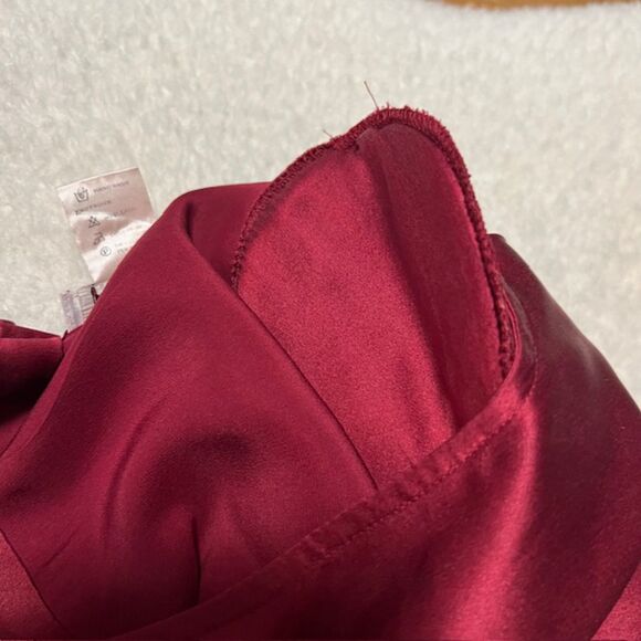 VTG 80s Rodier Womens Red Silk Blouse Short Sleeve Button Closure Padded Sz LG - Picture 11 of 11